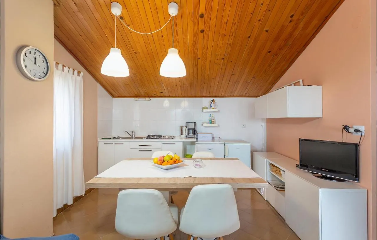 Lovely Apartment In Omisalj With House Sea View