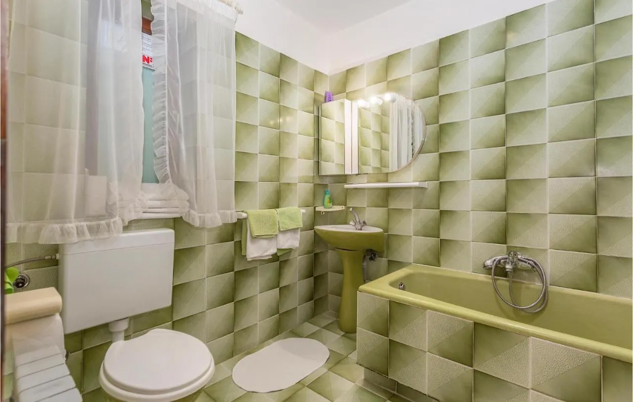 Lovely Apartment In Omisalj With House Sea View 0*,  크로아티아