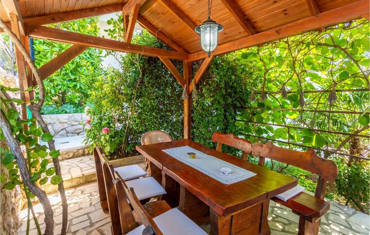 Lovely Apartment In Omisalj With House Sea View
