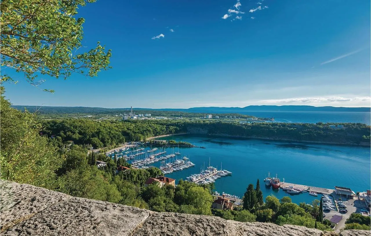 Lovely Apartment In Omisalj With House Sea View